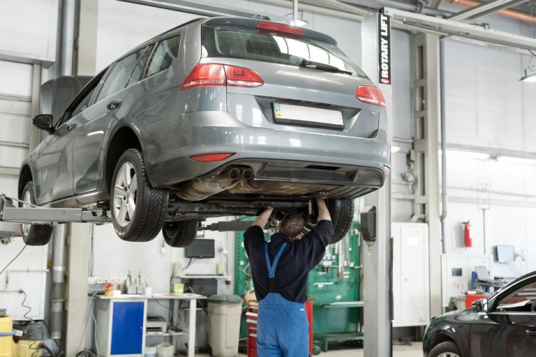 Choisir un garagiste à Coussey : expertise et service familial